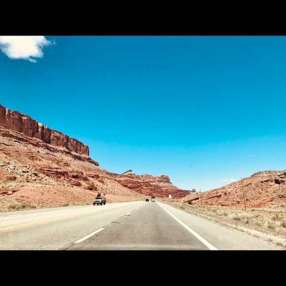 W E L C O M E - Picture 5 of 6